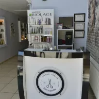 Aynadaki güzellik Bay bayan kuaför