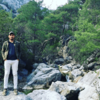 Yücel Taş